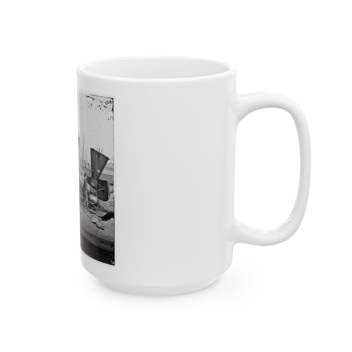 Richmond, Va. Crippled Locomotive, Richmond & Petersburg Railroad Depot (U.S. Civil War) White Coffee Mug