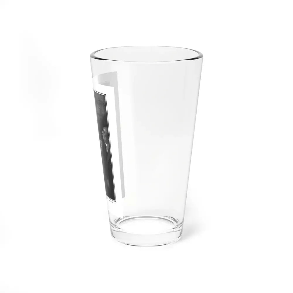 A Flash of Gold (1), Everybody's Magazine, August 1922 (Magazine Illustration) Pint Glass 16oz - Go Mug Yourself