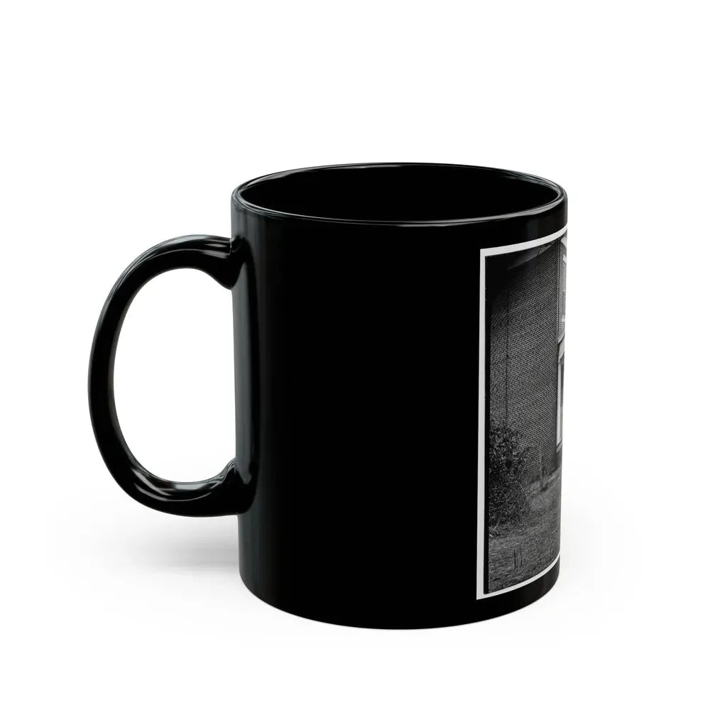 Aiken's Landing, Virginia (Vicinity). Aiken House On James River (U.S. Civil War) Black Coffee Mug - Go Mug Yourself