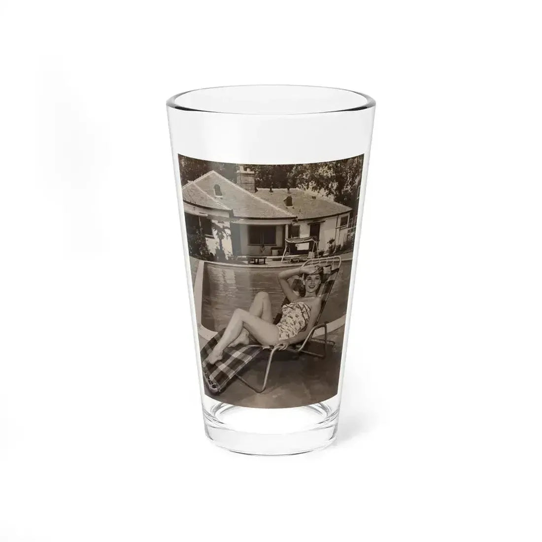 Ann Robinson #41 (Vintage Female Icon) Pint Glass 16oz 16oz - Go Mug Yourself