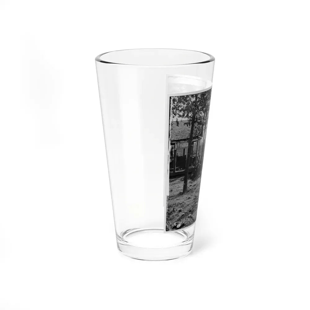 Atlanta, Georgia. Federal Picket Post Shortly Before The Battle Of July 22 (U.S. Civil War) Pint Glass 16oz - Go Mug Yourself