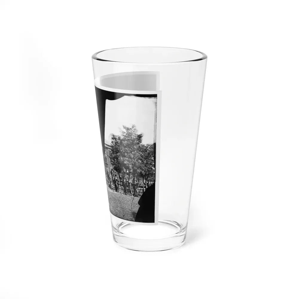 Brandy Station, Virginia. Headquarters, 1st Bridgade Horse Artillery (U.S. Civil War) Pint Glass 16oz - Go Mug Yourself
