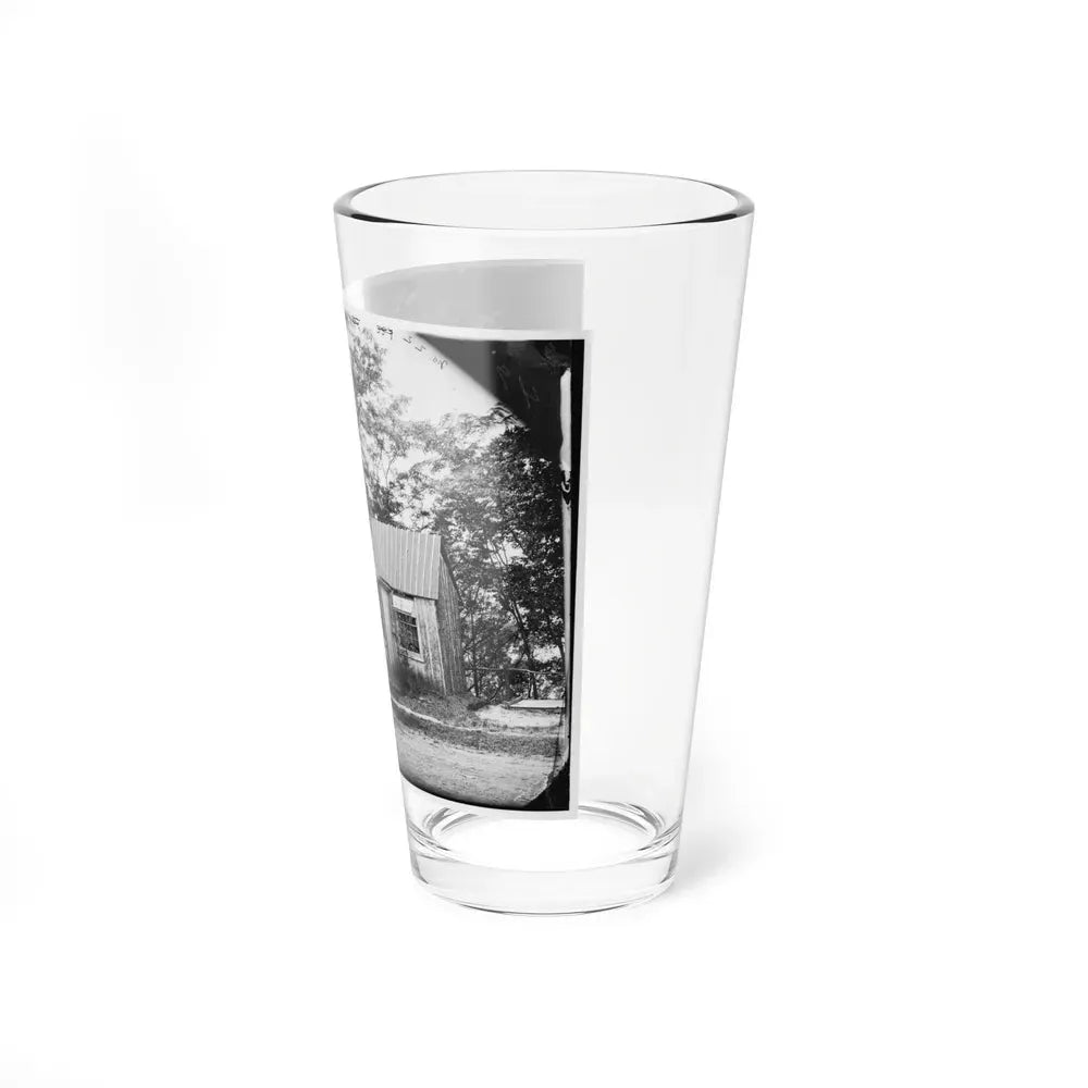 Brandy Station, Virginia . Officers' Quarters (U.S. Civil War) Pint Glass 16oz - Go Mug Yourself
