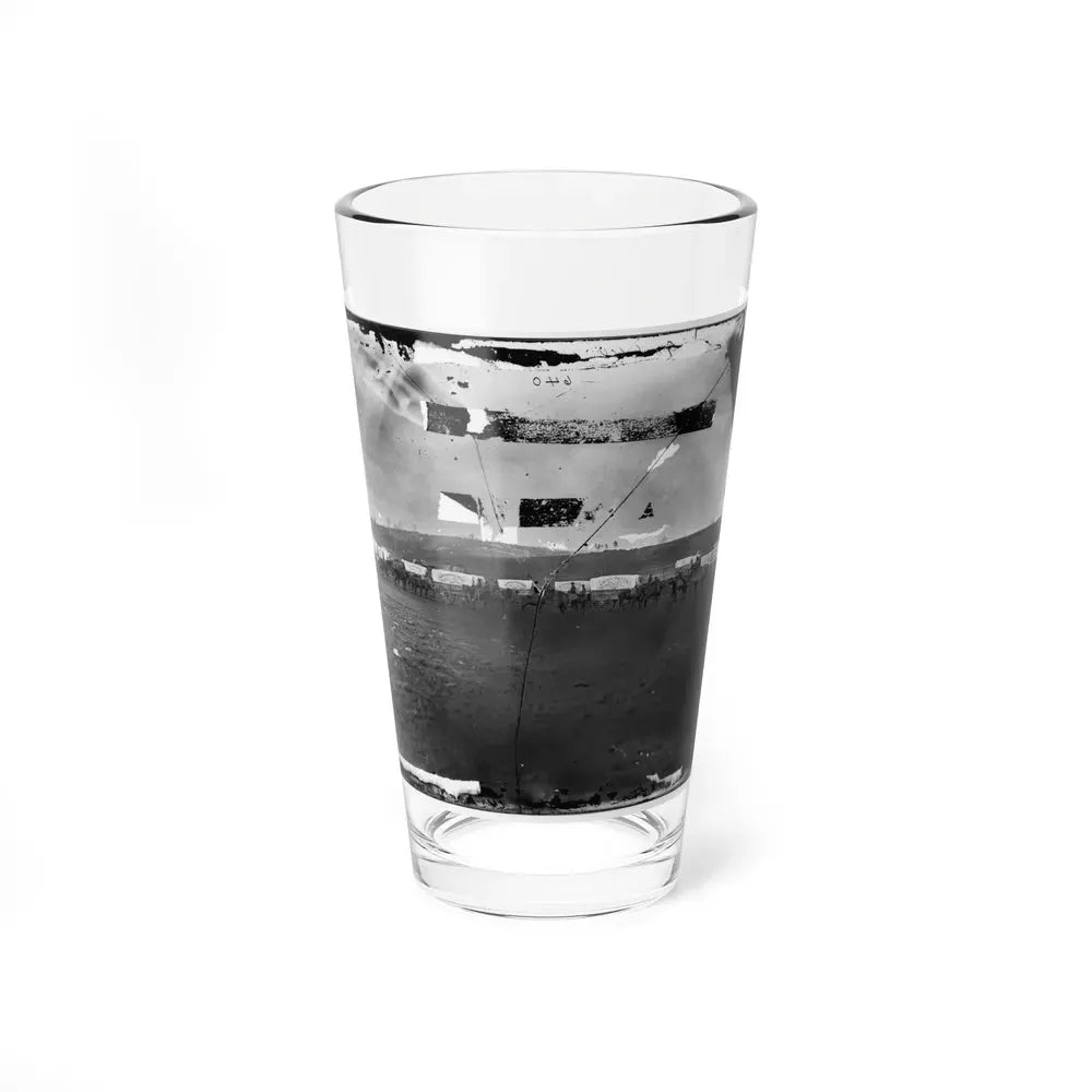 Brandy Station, Virginia (Vicinity). Ammunition Train Of 3d Division, Cavalry Corps (U.S. Civil War) Pint Glass 16oz 16oz - Go Mug Yourself
