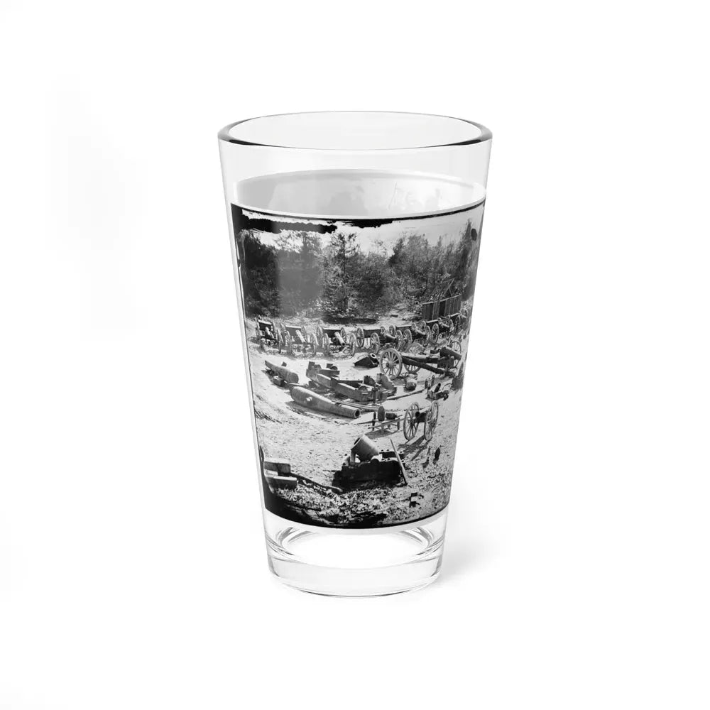 Broadway Landing, Appomattox River, Virginia. Park Of Artillery 001 (U.S. Civil War) Pint Glass 16oz - Go Mug Yourself