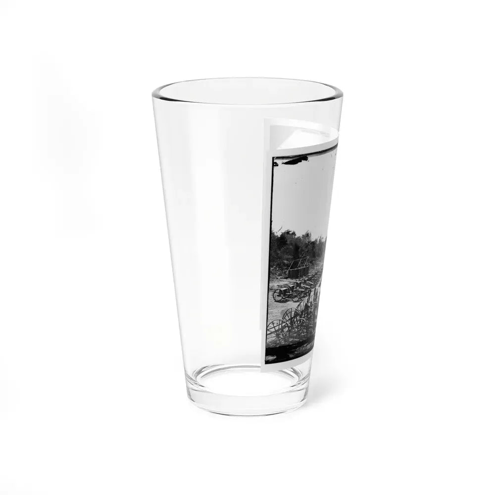 Broadway Landing, Va. Federal Ordnance At The Depot (U.S. Civil War) Pint Glass 16oz - Go Mug Yourself