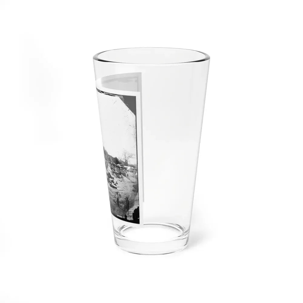 Broadway Landing, Va. Federal Ordnance At The Depot (U.S. Civil War) Pint Glass 16oz - Go Mug Yourself