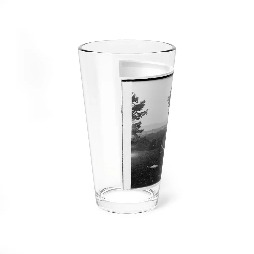 Cannon At Chickamauga And Chattanooga National Military Park (U.S. Civil War) Pint Glass 16oz - Go Mug Yourself