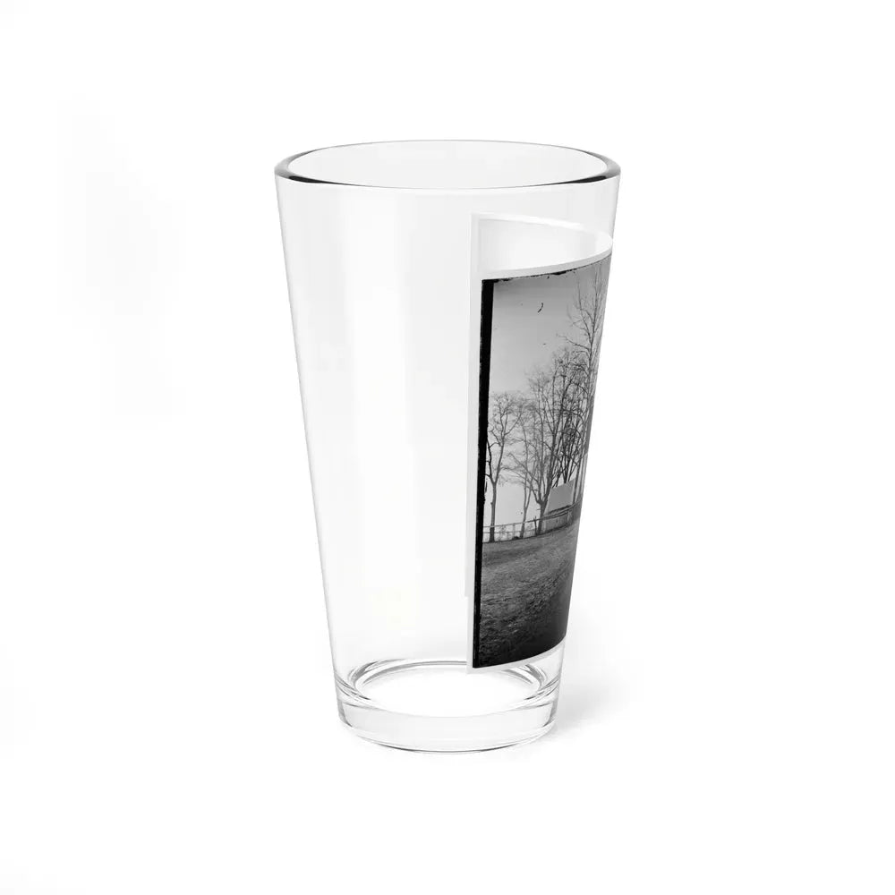 Chapin's Bluff, Virginia (Vicinity). Gen. David B. Birney's Headquarters (U.S. Civil War) Pint Glass 16oz - Go Mug Yourself
