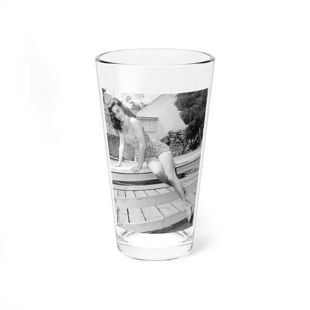 Elaine Stewart #177 (Vintage Female Icon) Pint Glass 16oz 16oz - Go Mug Yourself