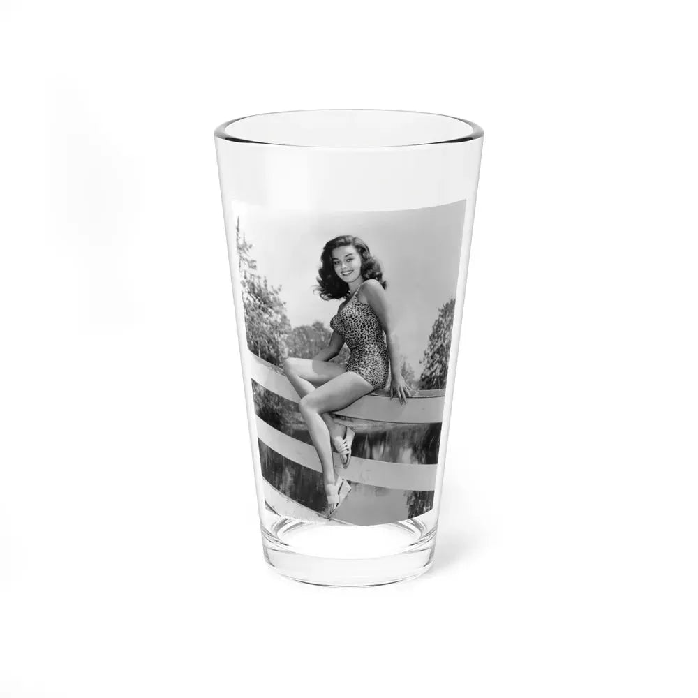 Elaine Stewart #178 (Vintage Female Icon) Pint Glass 16oz 16oz - Go Mug Yourself