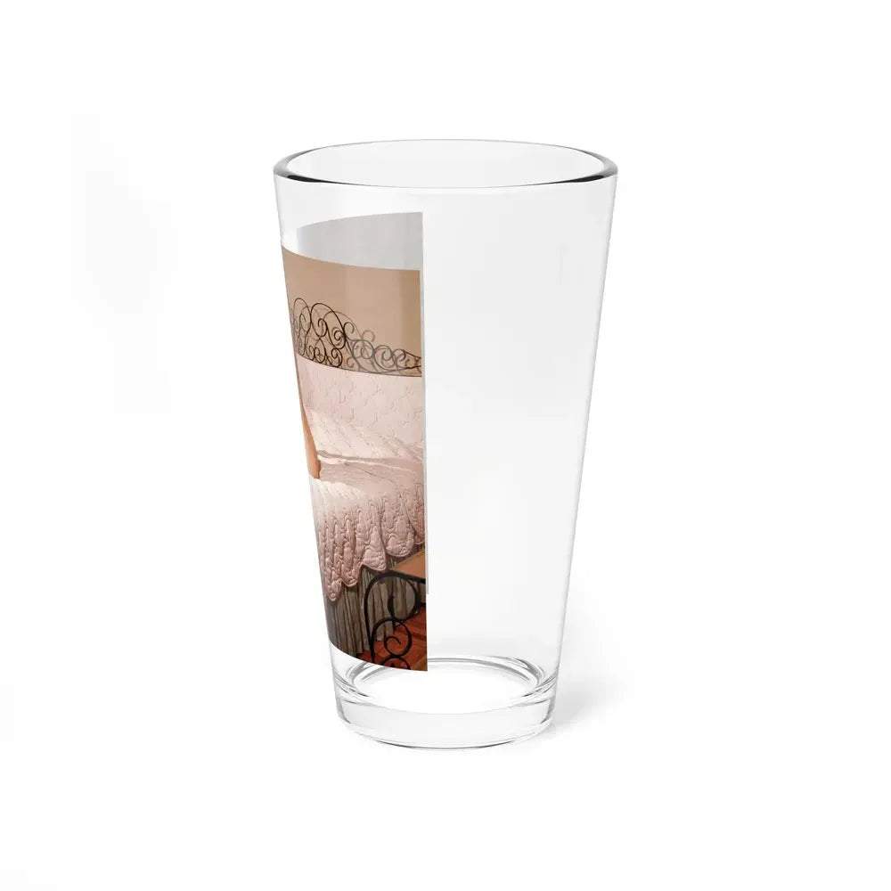 Eve Meyer #10 (Vintage Female Icon) Pint Glass 16oz - Go Mug Yourself