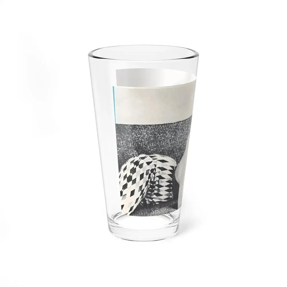 Eve Meyer #17 (Vintage Female Icon) Pint Glass 16oz - Go Mug Yourself