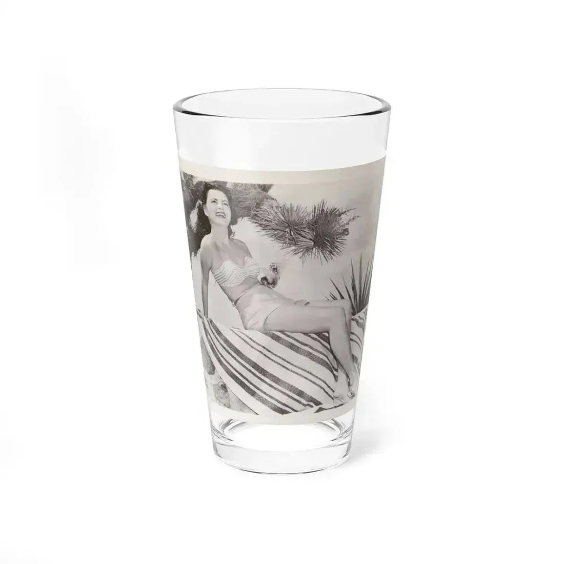 Faith Domergue #175 (Vintage Female Icon) Pint Glass 16oz 16oz - Go Mug Yourself