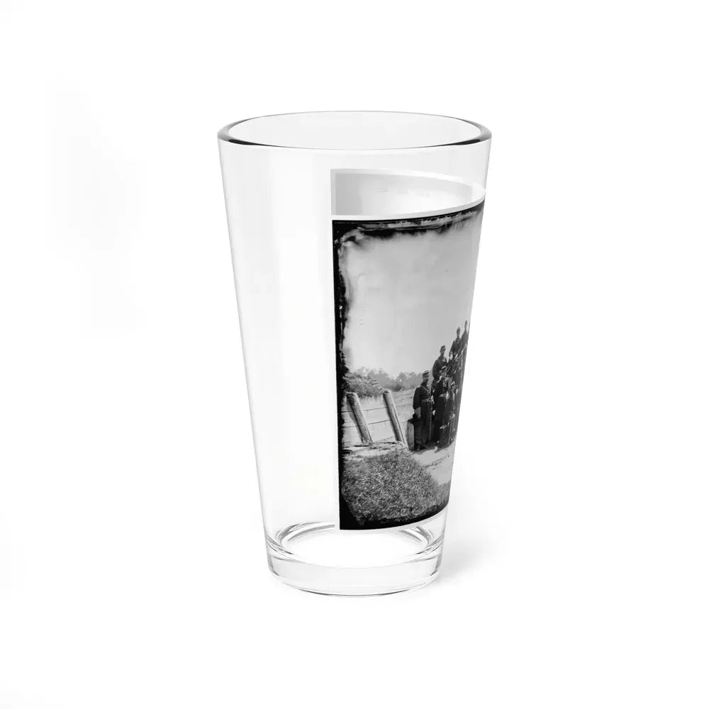 Gettysburg, Pennsylvania. Officers Of 50th Regiment Pennsylvania Infantry (U.S. Civil War) Pint Glass 16oz - Go Mug Yourself