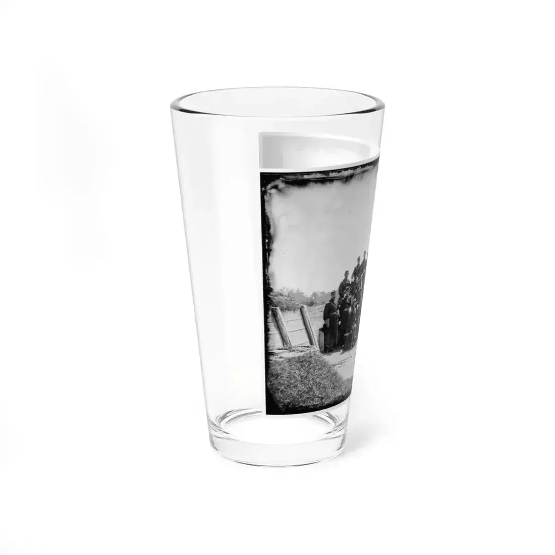 Gettysburg, Pennsylvania. Officers Of 50th Regiment Pennsylvania Infantry (U.S. Civil War) Pint Glass 16oz - Go Mug Yourself