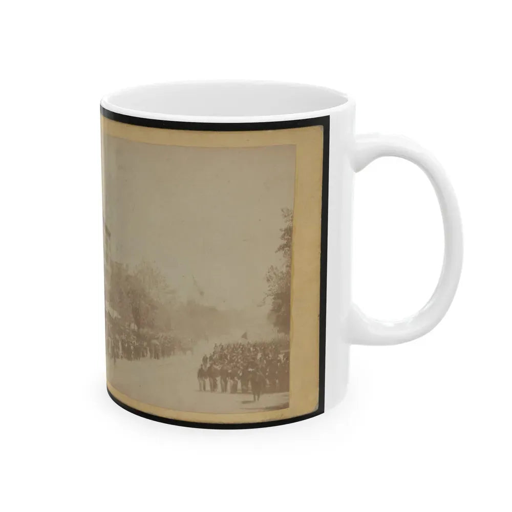 Grand Review Of The Great Veteran Armies Of Grant And Sherman At Washington, On The 23rd And 24th May, 1865 (U.S. Civil War) White Coffee Mug - Go Mug Yourself
