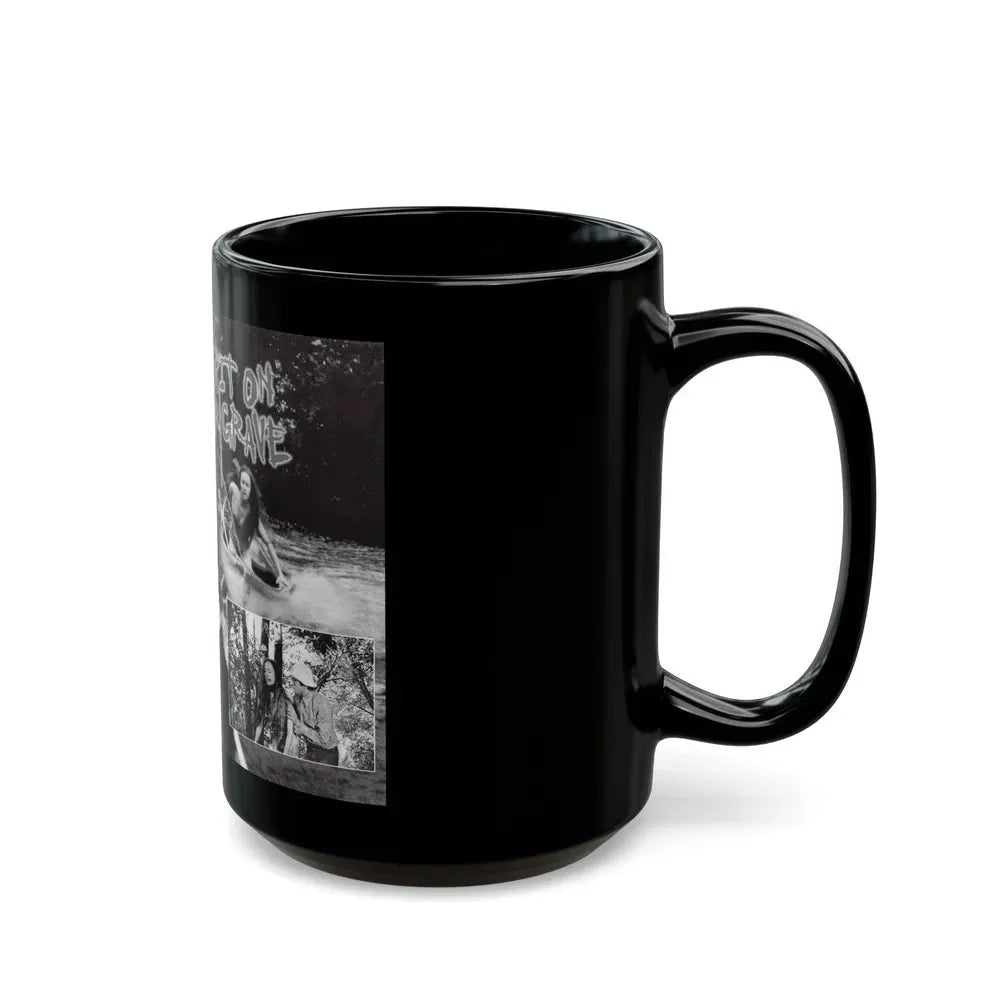 I SPIT ON YOUR GRAVE INSIDE COVER (VHS COVER) - Black Coffee Mug - Go Mug Yourself