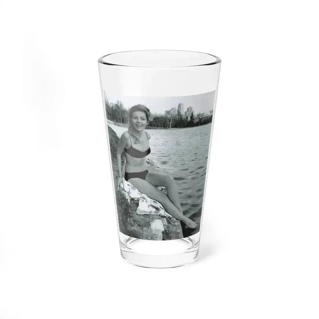 Ingrid Pitt #111 (Vintage Female Icon) Pint Glass 16oz 16oz - Go Mug Yourself
