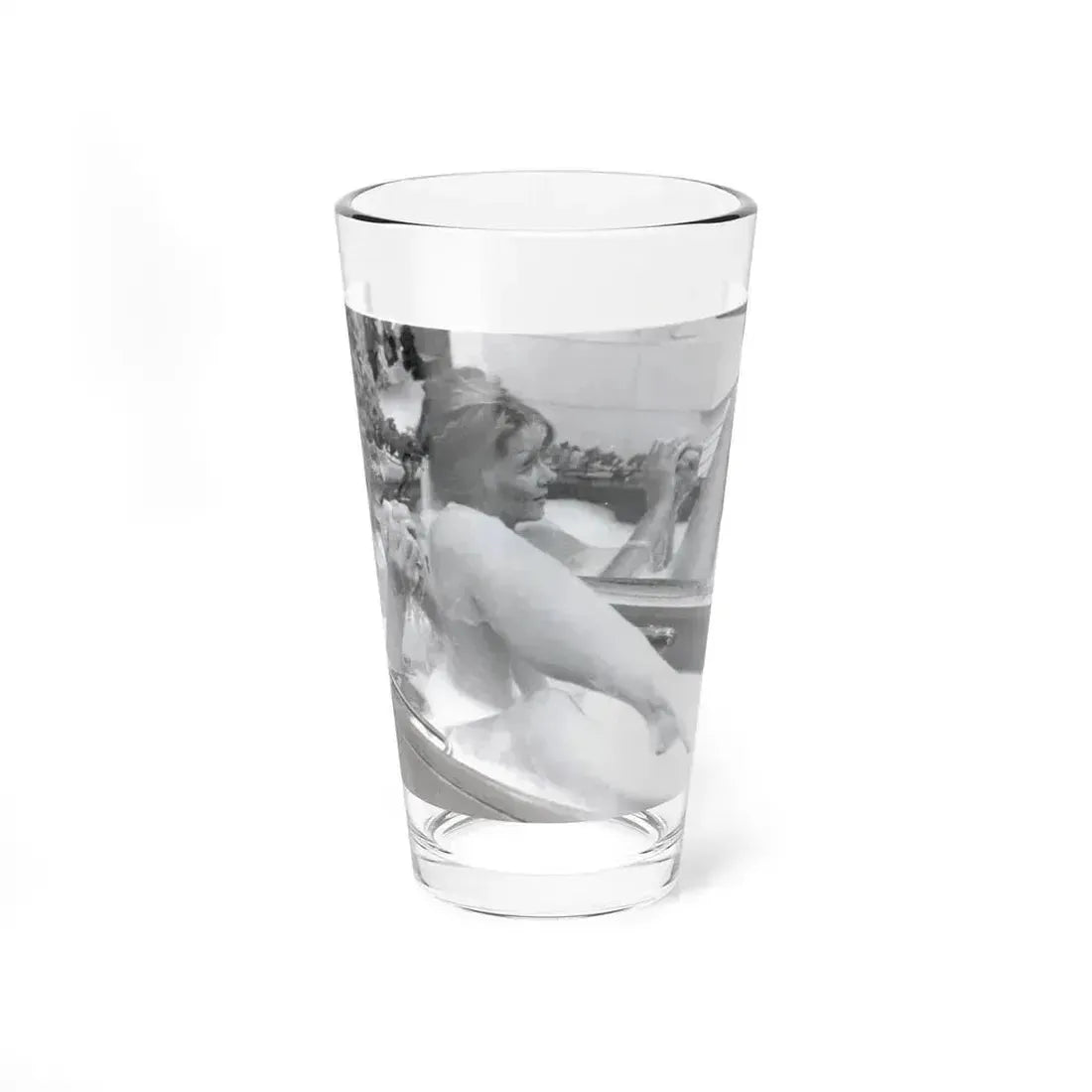 Ingrid Pitt #119 (Vintage Female Icon) Pint Glass 16oz 16oz - Go Mug Yourself