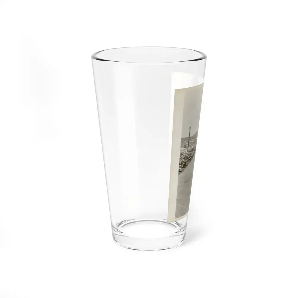 Jane Russell #242 - Vintage B&W 8x10 Full Body 1-Piece Swimsuit Leggy Barefoot Cheesecake Photo (Vintage Female Icon) Pint Glass 16oz - Go Mug Yourself
