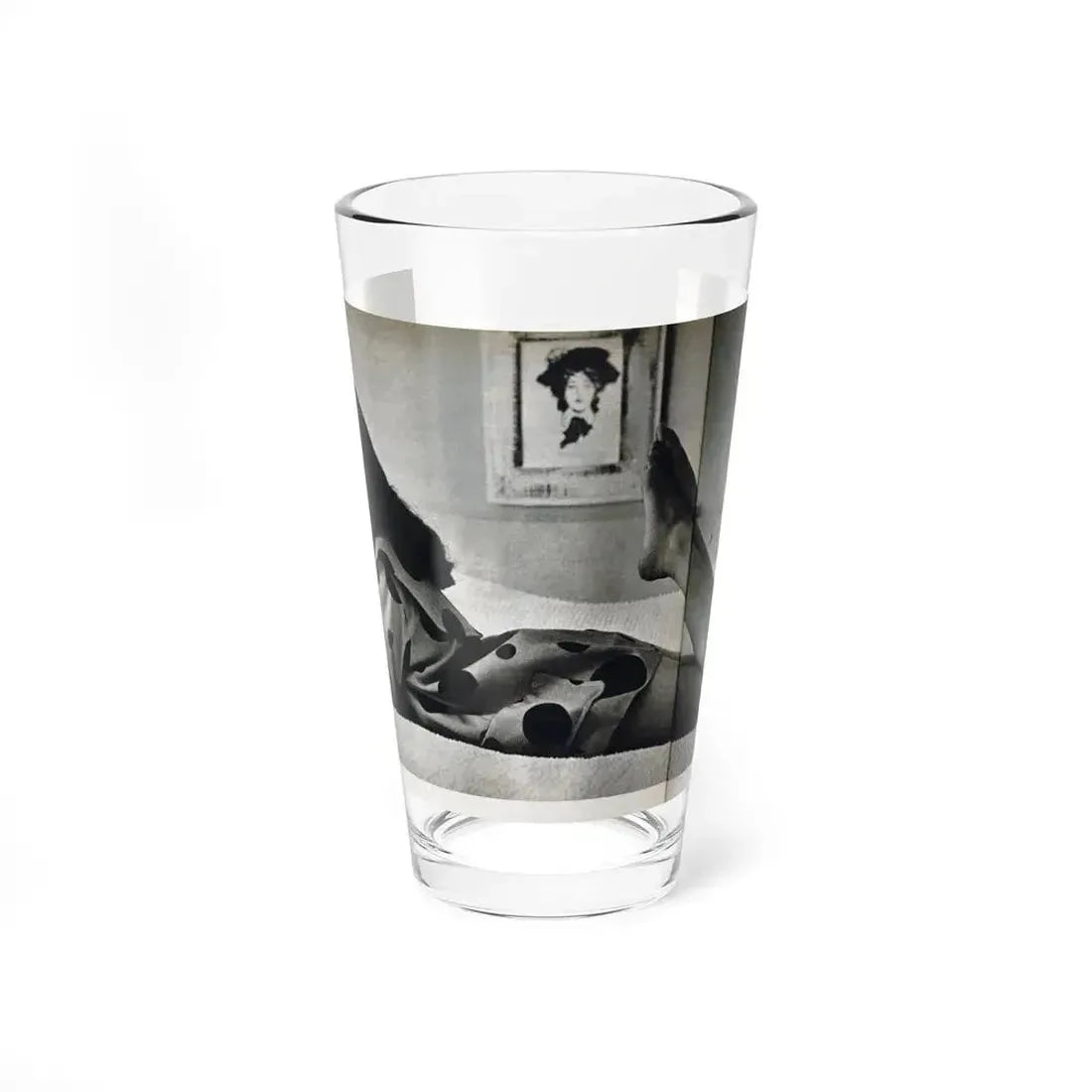 Joan Collins #679 - International Pin-Ups Mag. '57 - 1 B&W Centerfold Photo (Vintage Female Icon) Pint Glass 16oz 16oz - Go Mug Yourself