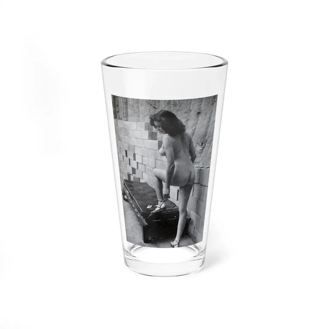 Joanne Arnold #10 (Vintage Female Icon) Pint Glass 16oz 16oz - Go Mug Yourself