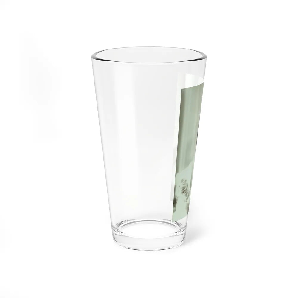 Kathryn Grant #32 (Vintage Female Icon) Pint Glass 16oz - Go Mug Yourself