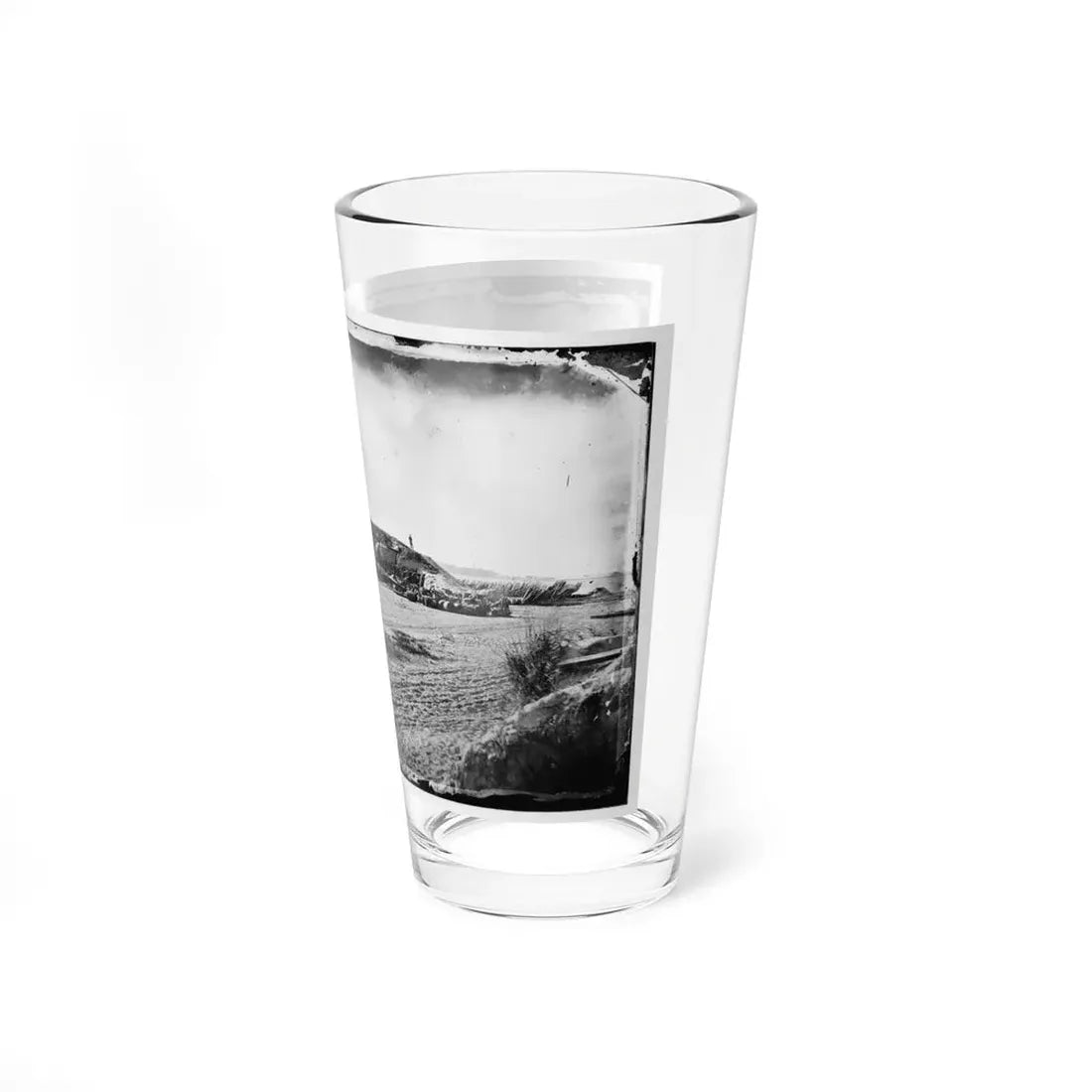 Morris Island, South Carolina. Fort Putnam, Formerly Confederate Battery Gregg (U.S. Civil War) Pint Glass 16oz - Go Mug Yourself