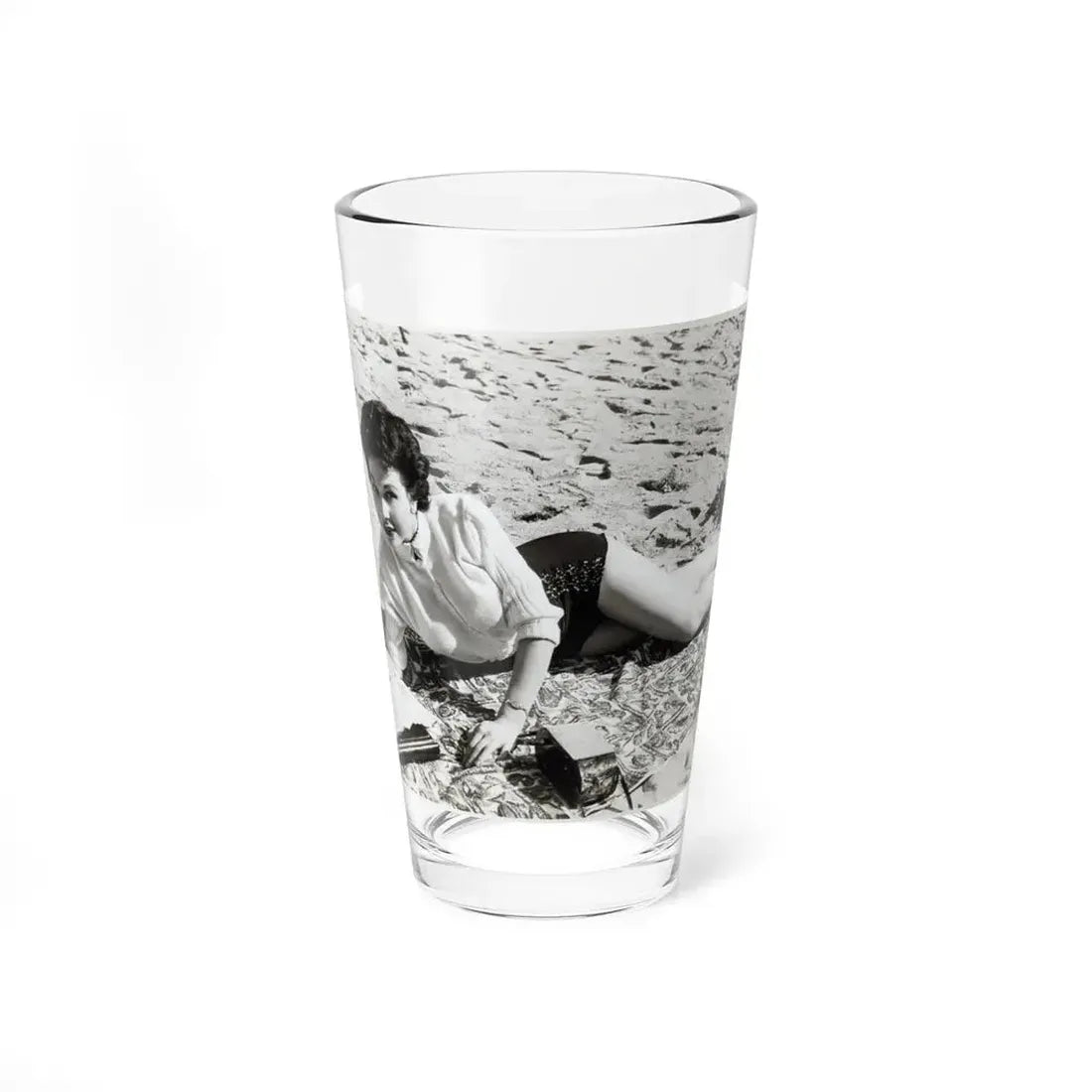 Pamela Duncan #01 (Vintage Female Icon) Pint Glass 16oz 16oz - Go Mug Yourself