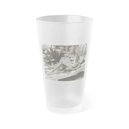 Paulette Goddard #154 (Vintage Female Icon) Frosted Pint Glass 16oz 16oz Frosted - Go Mug Yourself