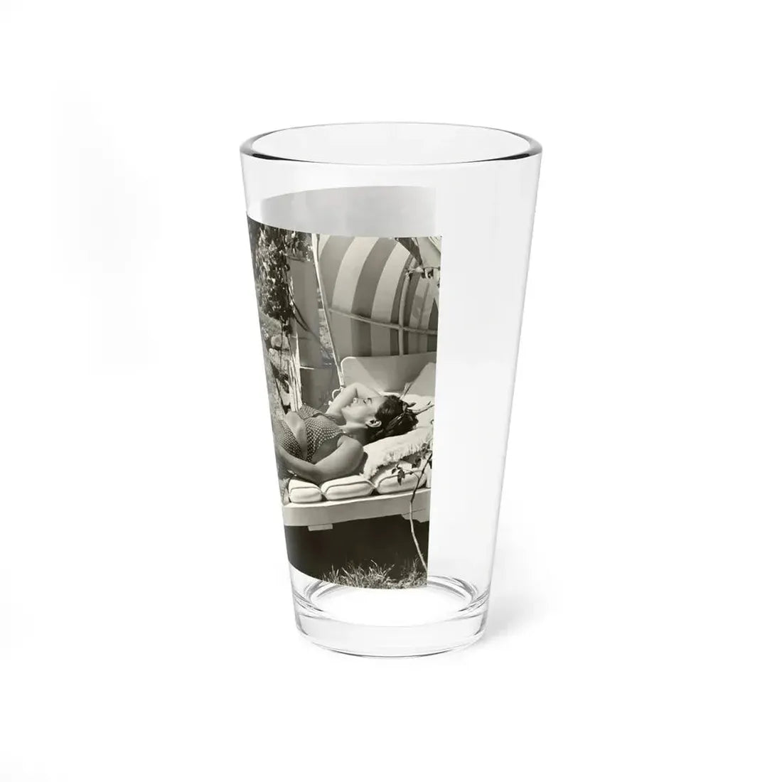 Paulette Goddard #154 (Vintage Female Icon) Pint Glass 16oz - Go Mug Yourself