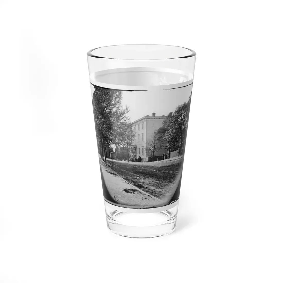 Richmond, Va. Residence Of Jefferson Davis (1201 East Clay Street) (U.S. Civil War) Pint Glass 16oz - Go Mug Yourself