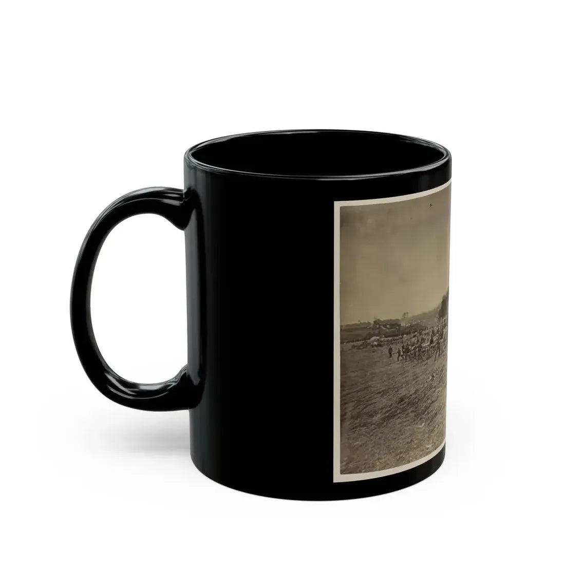 Soldiers Preparing Cannons On The Battlefield (U.S. Civil War) Black Coffee Mug - Go Mug Yourself