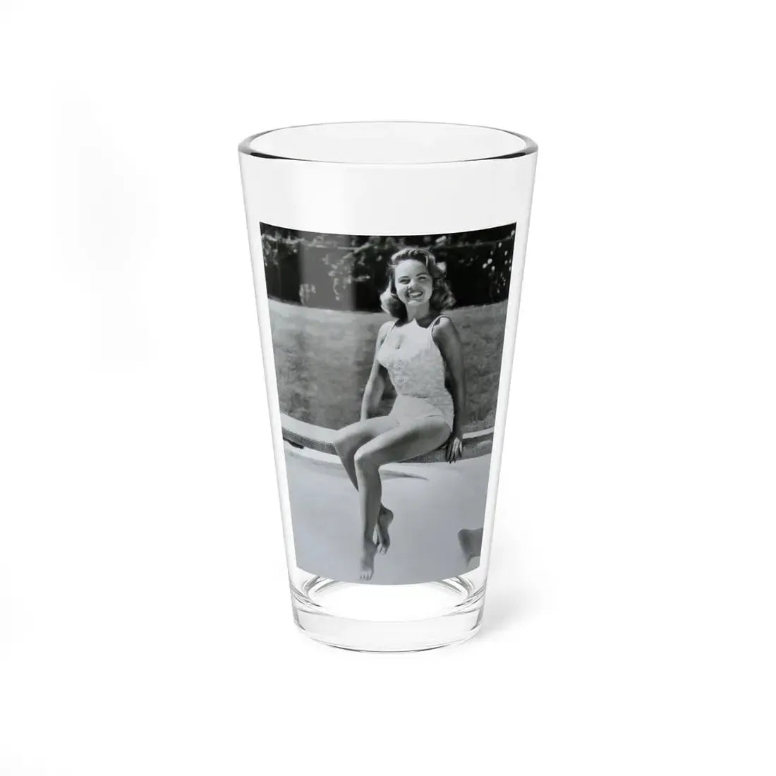 Terry Moore #216 (Vintage Female Icon) Pint Glass 16oz 16oz - Go Mug Yourself