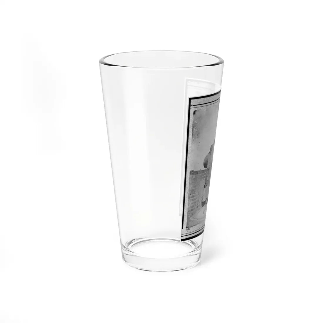 The Gun Jeff Davis, Identified As A Rodman Smooth Bore Gun In Port Royal, South Carolina (U.S. Civil War) Pint Glass 16oz - Go Mug Yourself