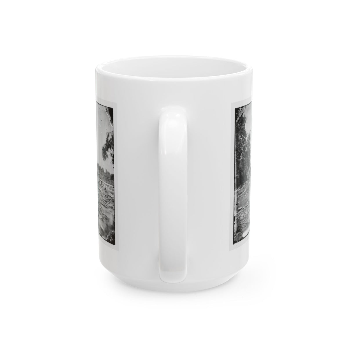 Antietam, Maryland. Antietam Bridge On Sharpsburg And Boonsboro Turnpike(2) (U.S. Civil War) White Coffee Mug