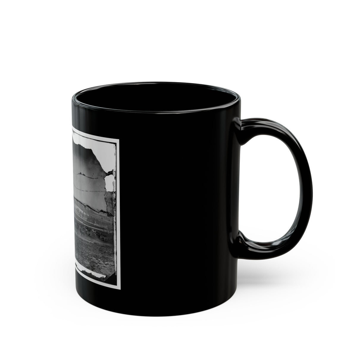Washington, D.C., Vicinity. 17th New York Battery, With Horses Harnessed To Guns (U.S. Civil War) Black Coffee Mug