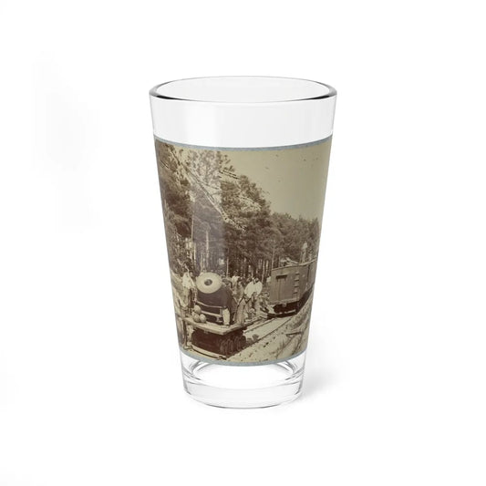 13 Inch Mortar Dictator , In Front Of Petersburg, Va. (U.S. Civil War) Pint Glass 16oz-16oz-Go Mug Yourself