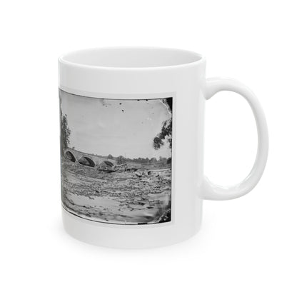 Antietam, Maryland. Antietam Bridge On Sharpsburg And Boonsboro Turnpike(2) (U.S. Civil War) White Coffee Mug