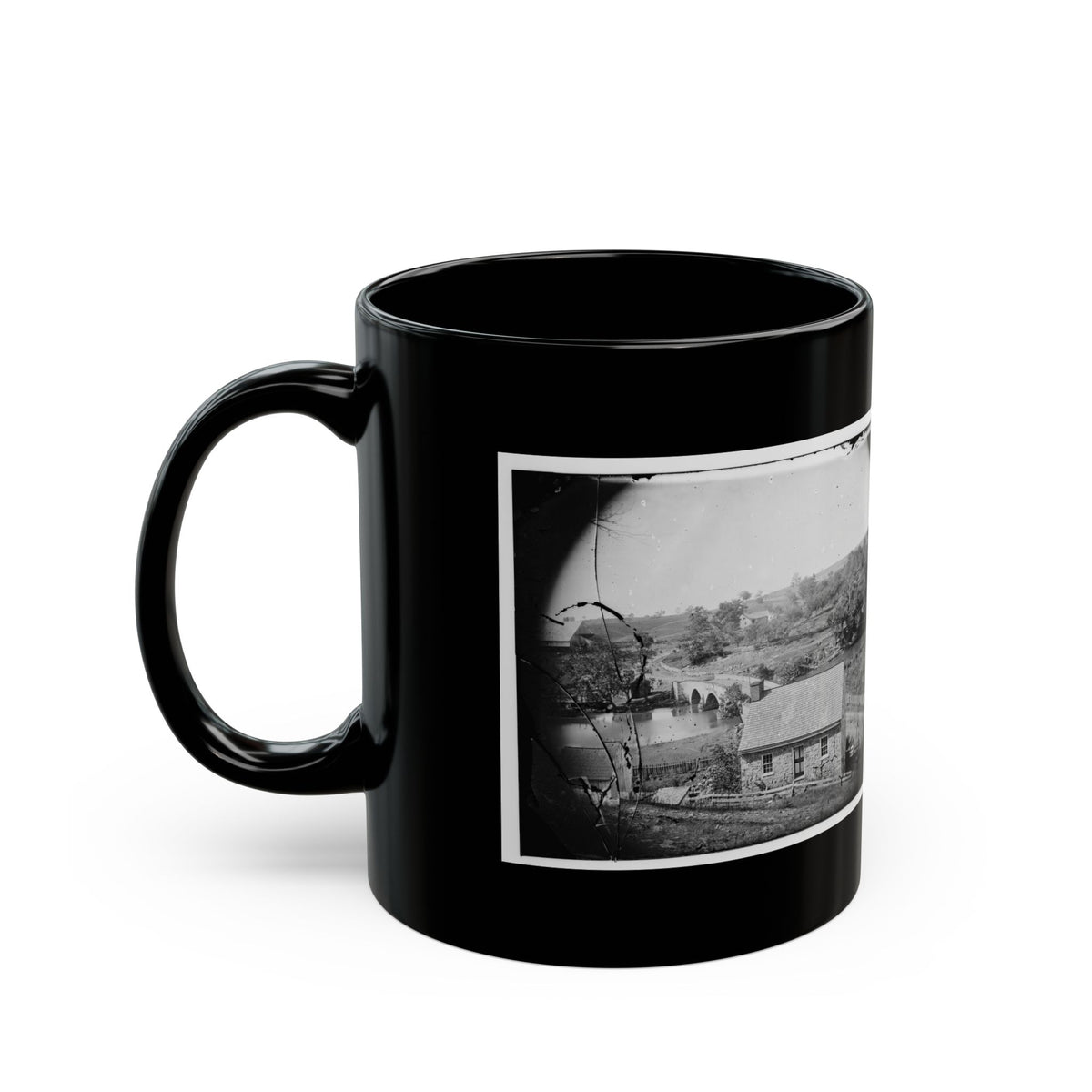 Antietam, Maryland. Antietam Bridge, Eastern View (U.S. Civil War) Black Coffee Mug