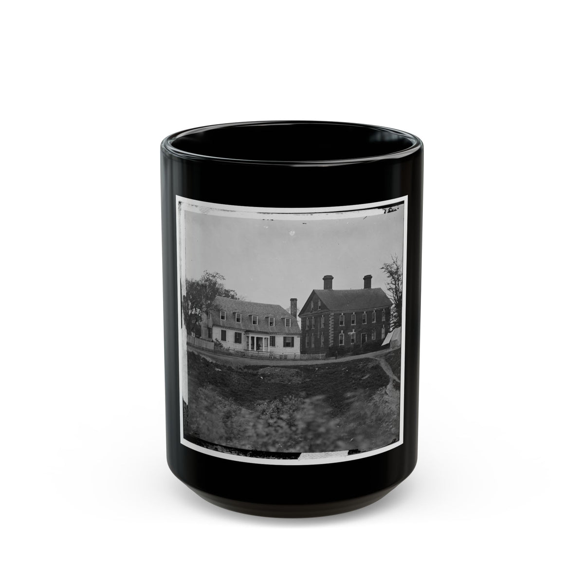 Yorktown, Va. Thomas Nelson House (Right), Used As A Hospital; In 1781 Used As A Headquarters By Lord Cornwallis (U.S. Civil War) Black Coffee Mug