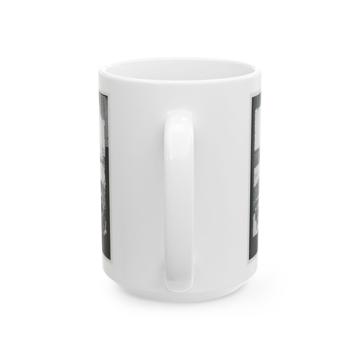 James River, Va. Another Confederate Gun Emplacement At Howlett House, Trent's Reach 001 (U.S. Civil War) White Coffee Mug