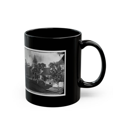 Culpeper Court House, Va.  Court House, With A Group Of Confederates Captured At Cedar Mountain On Balcony (U.S. Civil War) Black Coffee Mug