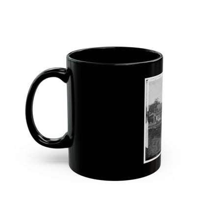 Yorktown, Va. Thomas Nelson House (Right), Used As A Hospital; In 1781 Used As A Headquarters By Lord Cornwallis (U.S. Civil War) Black Coffee Mug
