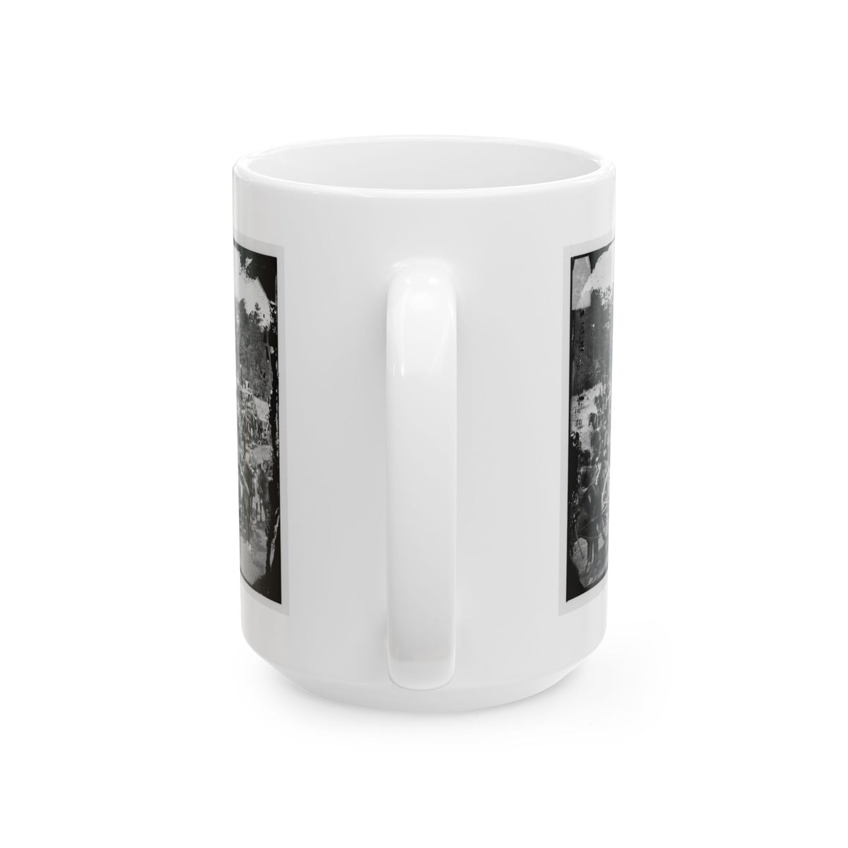 Fair Oaks, Va., Vicinity. Battery M., 2d U.S. Artillery, Commanded By Capt. Henry Benson (U.S. Civil War) White Coffee Mug