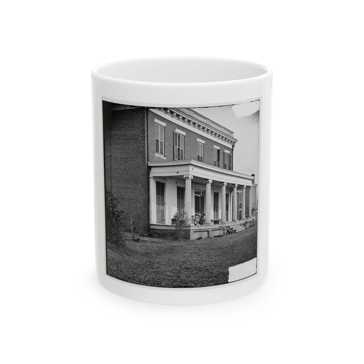 Aiken's Landing, Virginia (Vicinity). Aiken House On James River (U.S. Civil War) White Coffee Mug