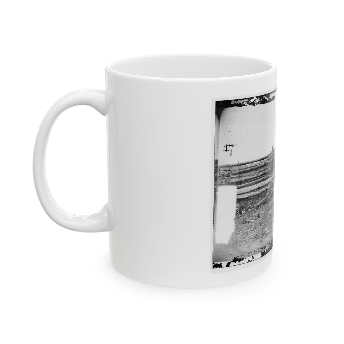 Antietam, Maryland. Bodies Of Confederate Soldiers By Fence On Hagerstown Pike (U.S. Civil War) White Coffee Mug