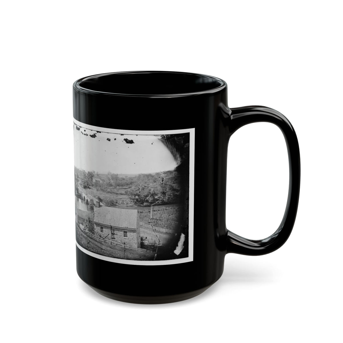 Antietam, Maryland. Antietam Bridge, Eastern View (U.S. Civil War) Black Coffee Mug