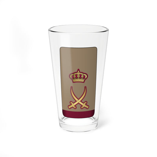 Tan trapezoid shoulder board with a gold crown above two crossed gold sabres, over a crimson striped band.